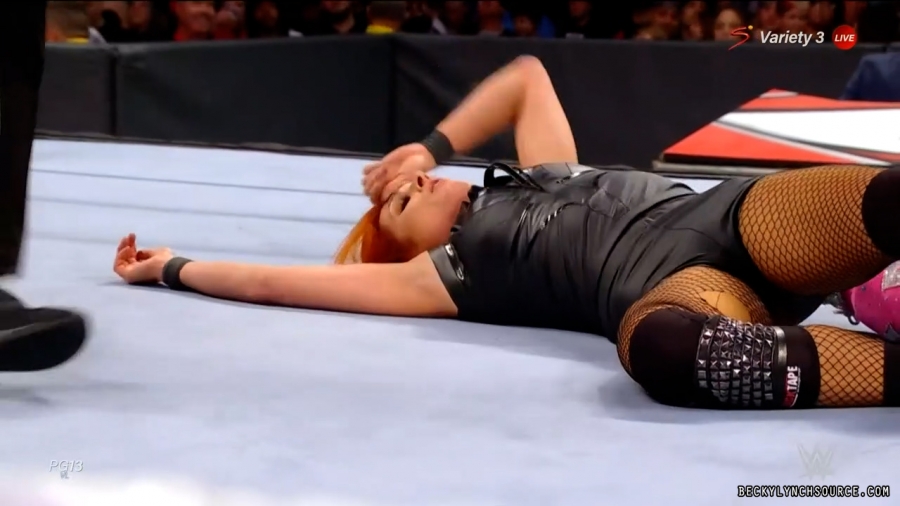 beckyraw20211101_00_17_00_15_Still1464.jpg