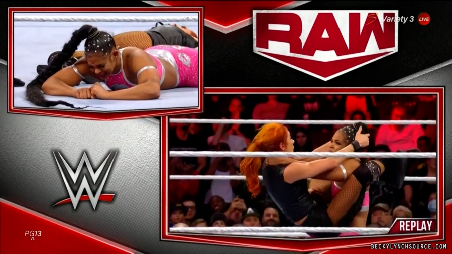 beckyraw20211101_00_17_05_15_Still1474.jpg