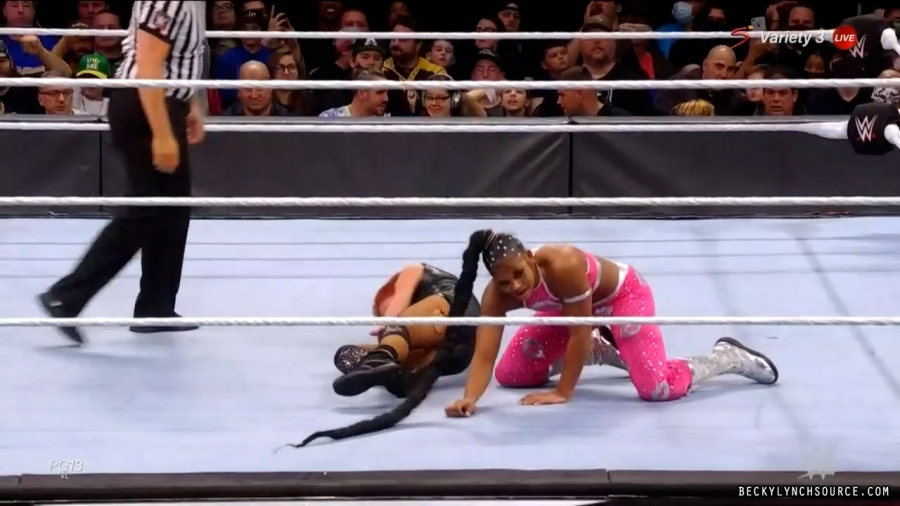 beckyraw20211101_00_17_18_00_Still1499.jpg