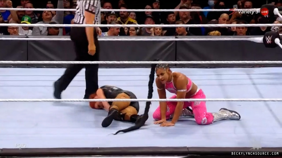 beckyraw20211101_00_17_18_15_Still1500.jpg