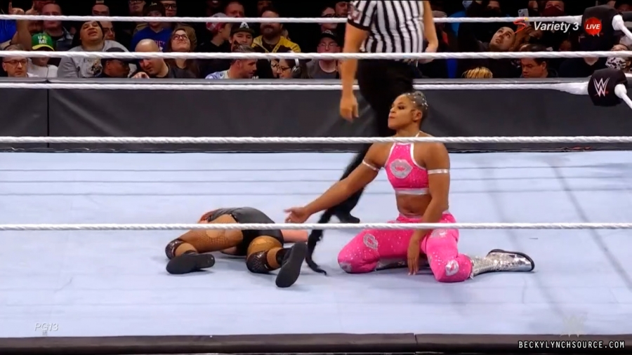 beckyraw20211101_00_17_19_15_Still1502.jpg