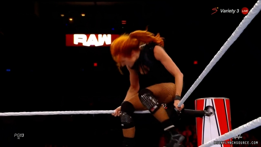 beckyraw20211101_00_17_44_00_Still1547.jpg