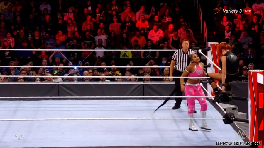 beckyraw20211101_00_17_48_15_Still1556.jpg