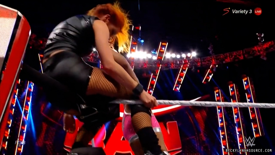 beckyraw20211101_00_17_50_00_Still1559.jpg