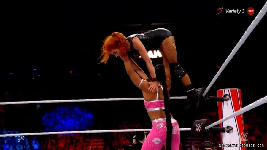 beckyraw20211101_00_17_55_15_Still1570.jpg