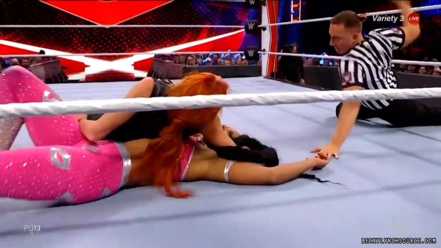beckyraw20211101_00_18_25_00_Still1619.jpg