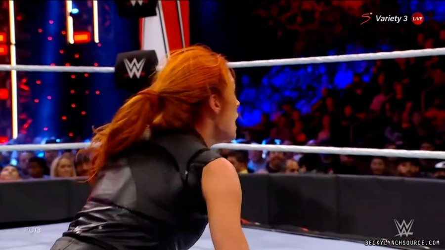 beckyraw20211101_00_18_33_00_Still1635.jpg