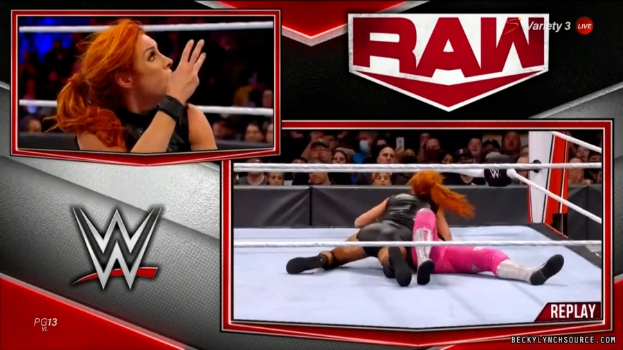 beckyraw20211101_00_18_40_15_Still1650.jpg