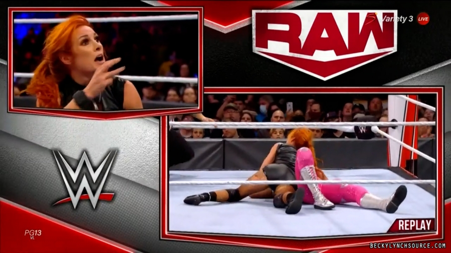 beckyraw20211101_00_18_41_00_Still1651.jpg
