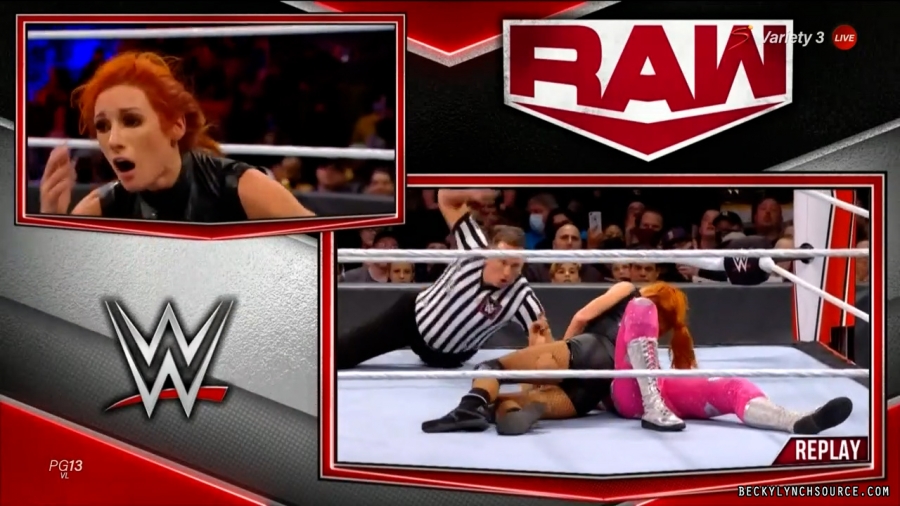 beckyraw20211101_00_18_41_15_Still1652.jpg