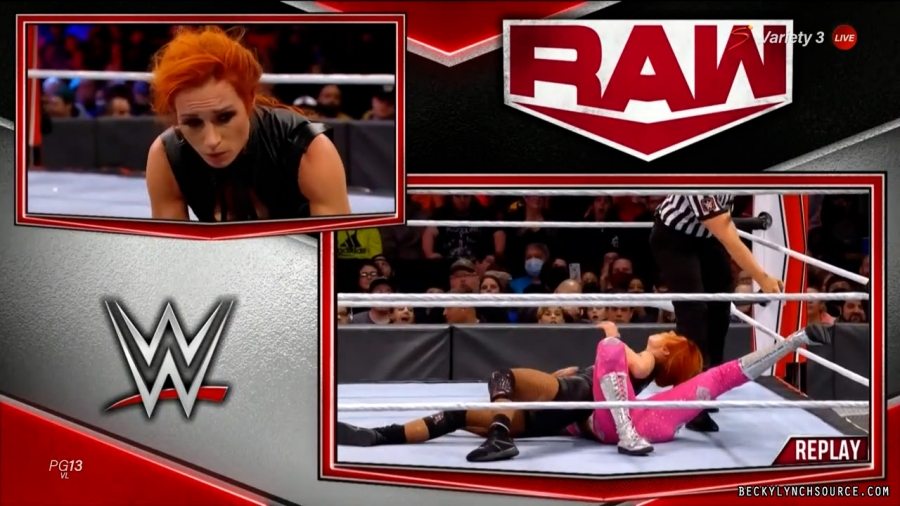 beckyraw20211101_00_18_45_15_Still1660.jpg