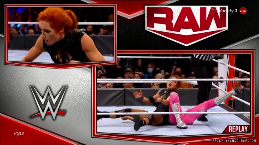 beckyraw20211101_00_18_46_00_Still1661.jpg