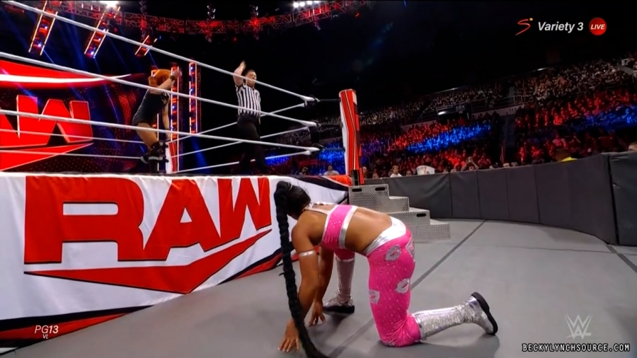 beckyraw20211101_00_18_56_15_Still1682.jpg