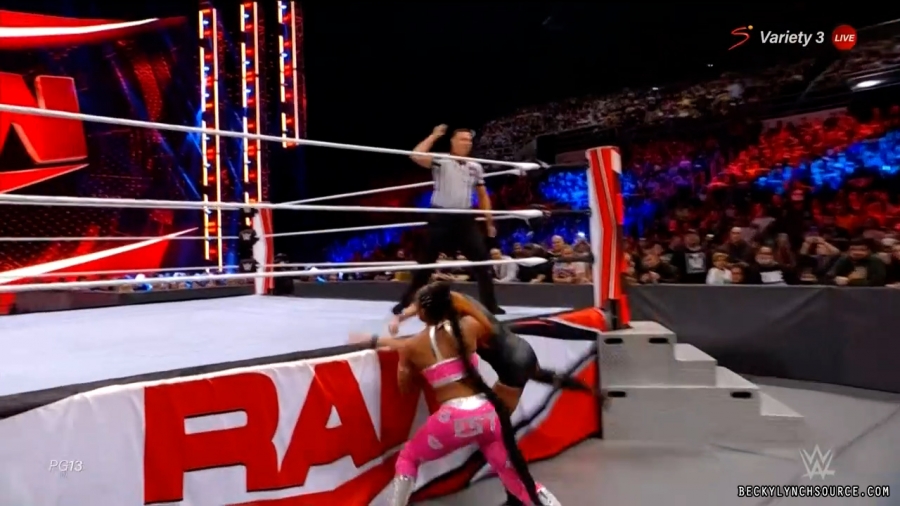 beckyraw20211101_00_19_19_15_Still1728.jpg