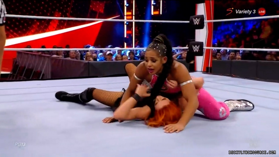 beckyraw20211101_00_19_26_15_Still1741.jpg