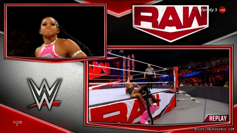 beckyraw20211101_00_19_38_00_Still1753.jpg