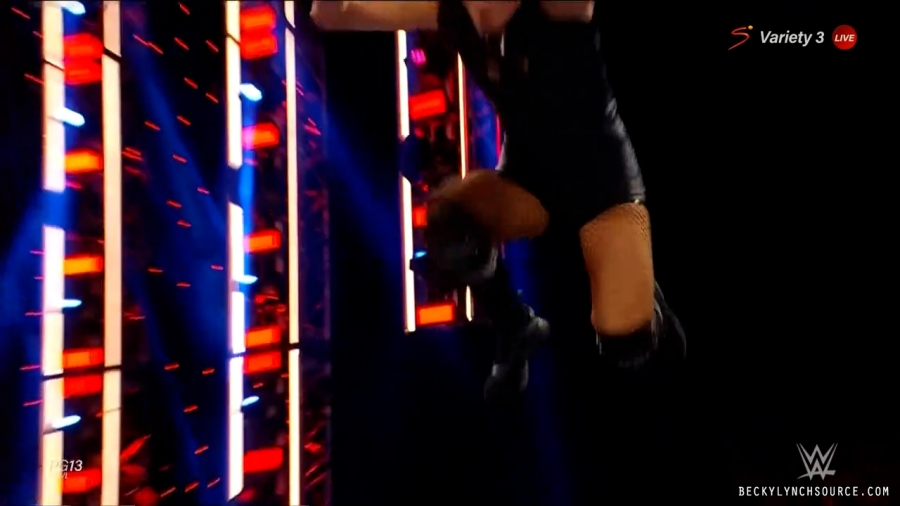 beckyraw20211101_00_19_47_15_Still1772.jpg