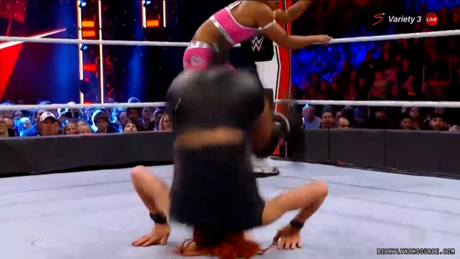 beckyraw20211101_00_19_48_15_Still1774.jpg