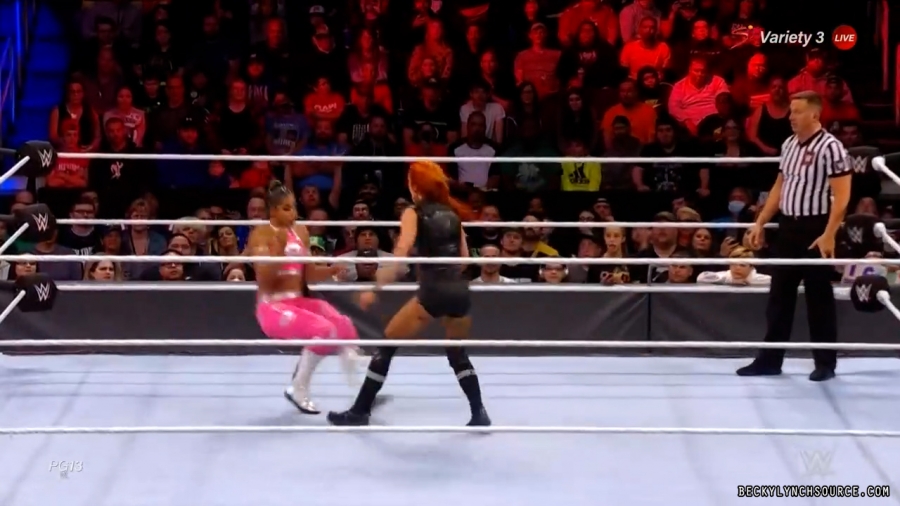 beckyraw20211101_00_19_50_15_Still1778.jpg