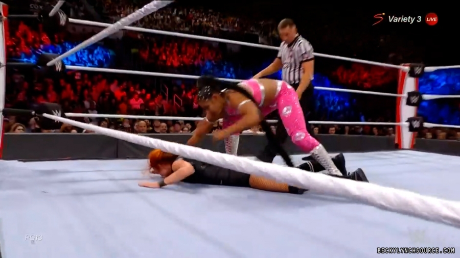 beckyraw20211101_00_19_53_15_Still1784.jpg