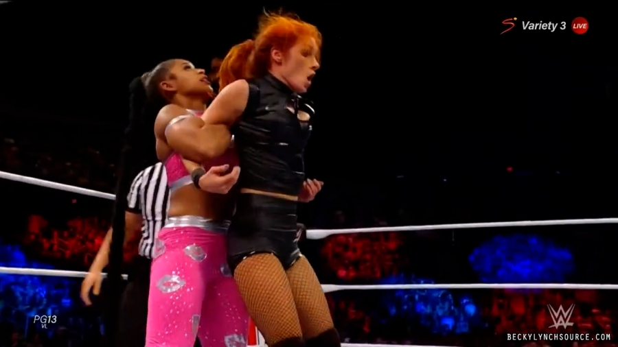 beckyraw20211101_00_19_55_15_Still1788.jpg