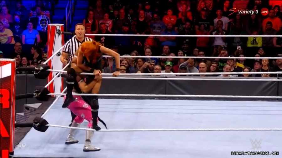 beckyraw20211101_00_20_26_15_Still1825.jpg