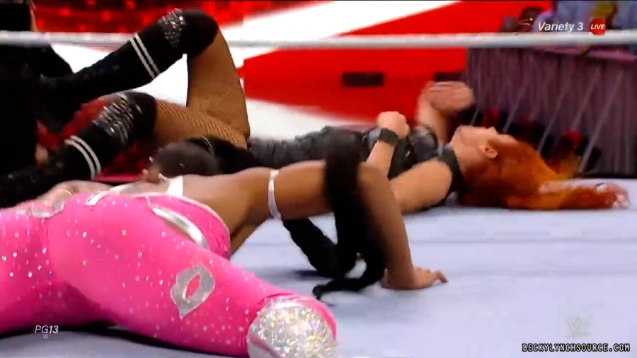 beckyraw20211101_00_20_45_00_Still1862.jpg