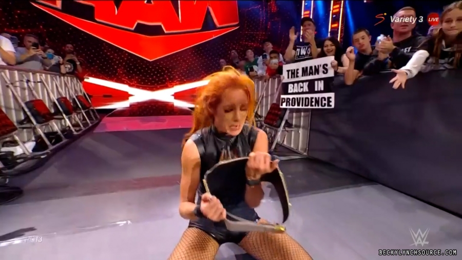 beckyraw20211101_00_21_14_15_Still1887.jpg