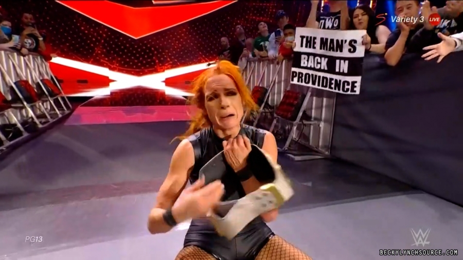 beckyraw20211101_00_21_15_15_Still1889.jpg