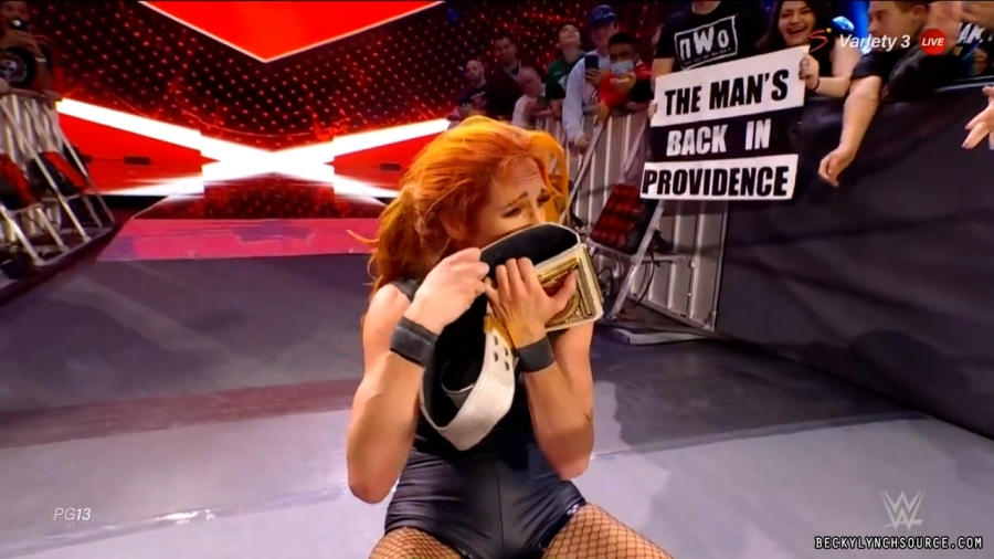 beckyraw20211101_00_21_20_15_Still1897.jpg