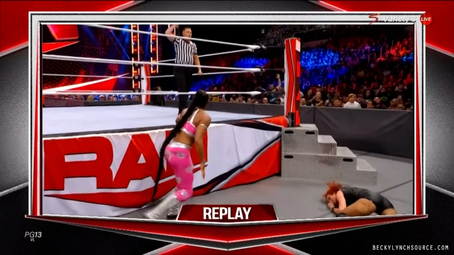beckyraw20211101_00_21_52_00_Still1949.jpg
