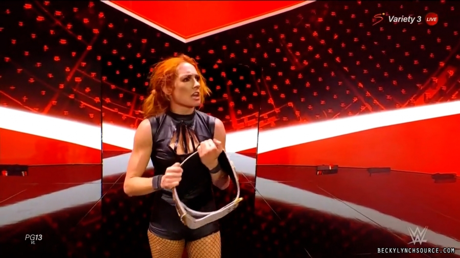 beckyraw20211101_00_22_29_15_Still1990.jpg