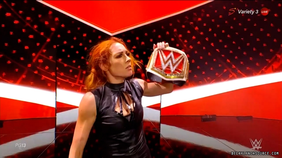 beckyraw20211101_00_22_31_15_Still1991.jpg