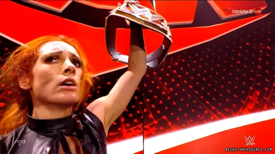 beckyraw20211101_00_22_35_15_Still1999.jpg