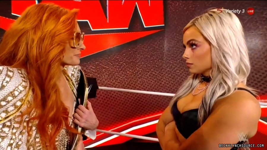 beckyraw20211101_00_23_40_15_Still2129.jpg