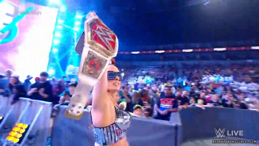 beckyraw20211108_00_00_27_00_Still053.jpg