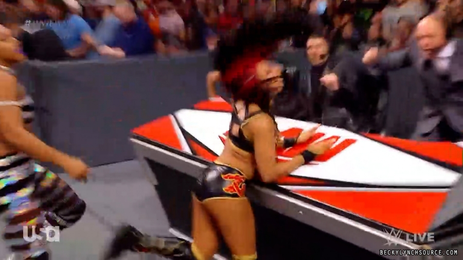 beckyraw20211108_00_09_49_15_Still293.jpg