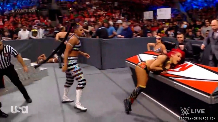 beckyraw20211108_00_09_50_00_Still294.jpg