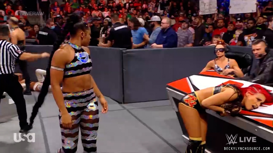 beckyraw20211108_00_09_51_15_Still297.jpg