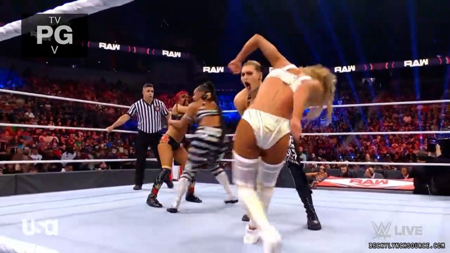 beckyraw20211108_00_10_30_00_Still330.jpg