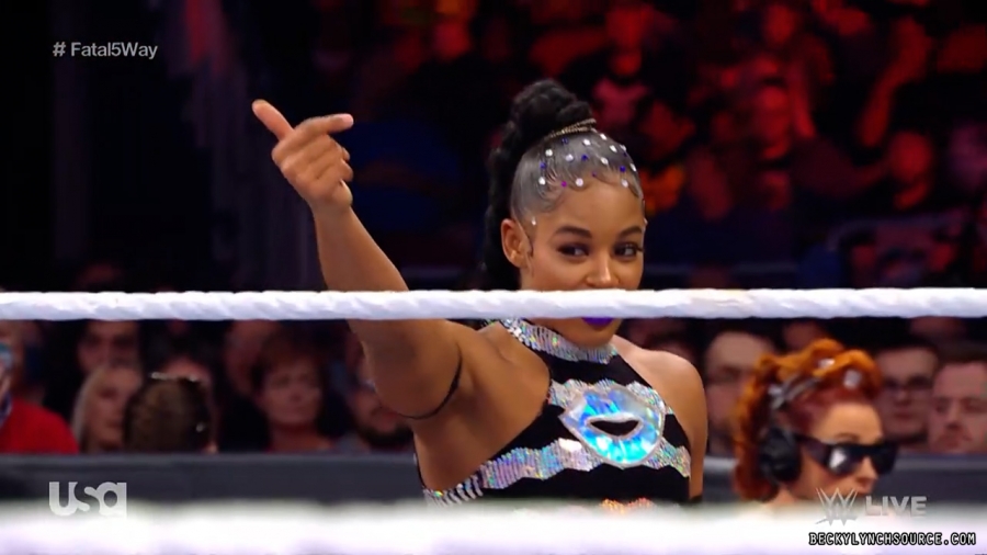 beckyraw20211108_00_11_23_00_Still343.jpg