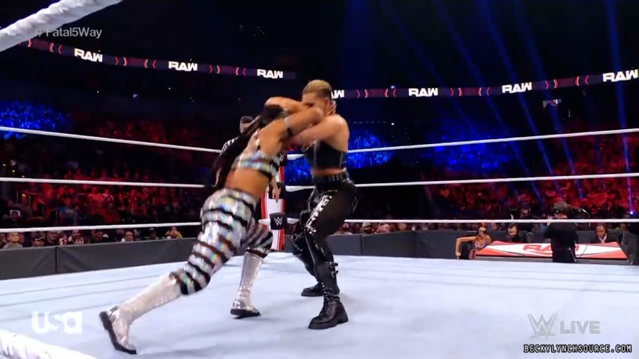 beckyraw20211108_00_11_46_00_Still345.jpg