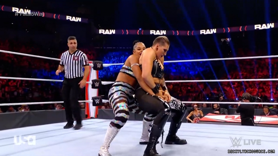 beckyraw20211108_00_12_04_00_Still370.jpg