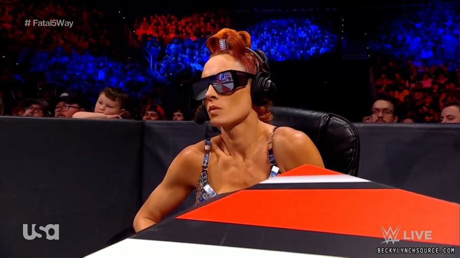beckyraw20211108_00_12_39_15_Still383.jpg
