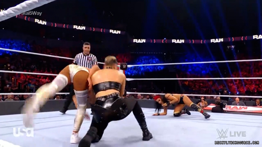 beckyraw20211108_00_12_47_00_Still385.jpg