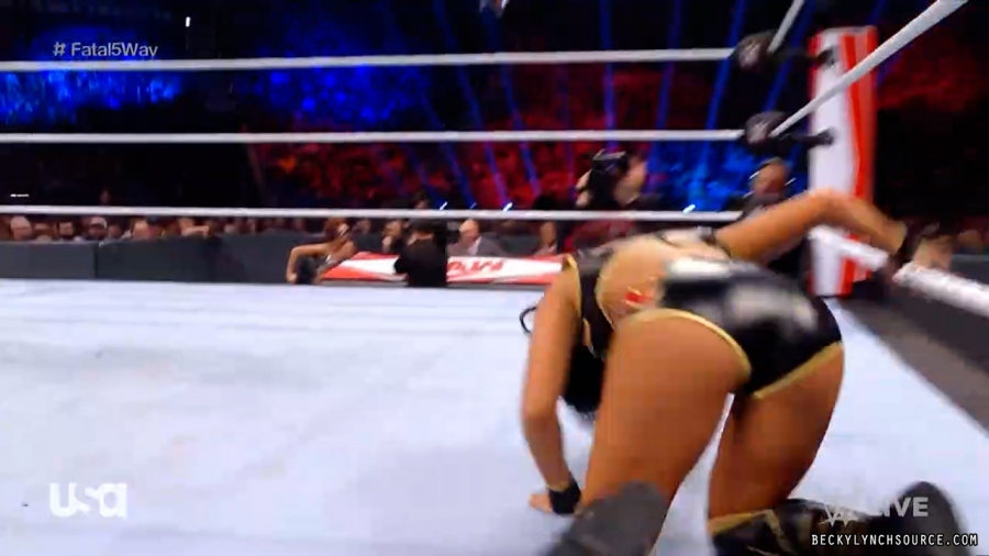 beckyraw20211108_00_16_46_00_Still440.jpg