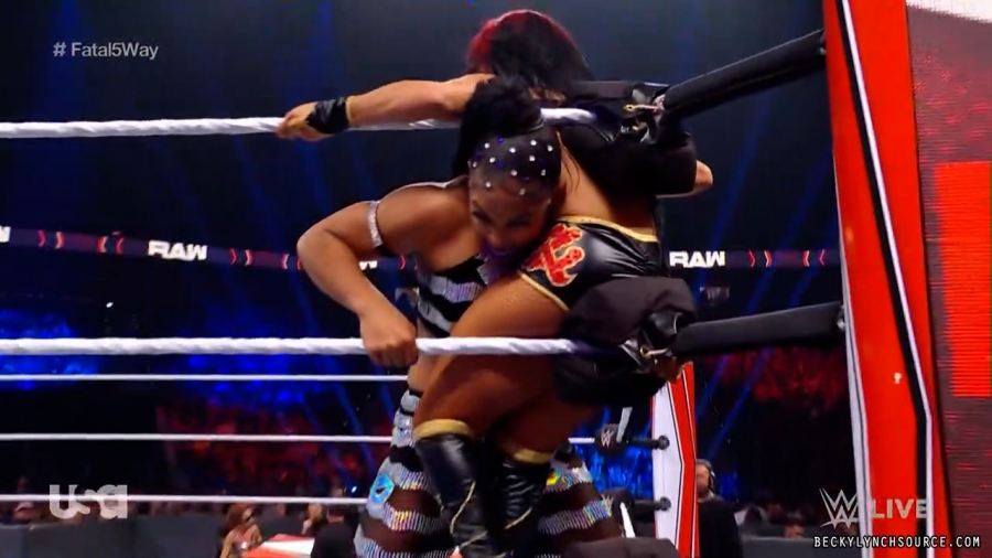 beckyraw20211108_00_17_24_00_Still448.jpg