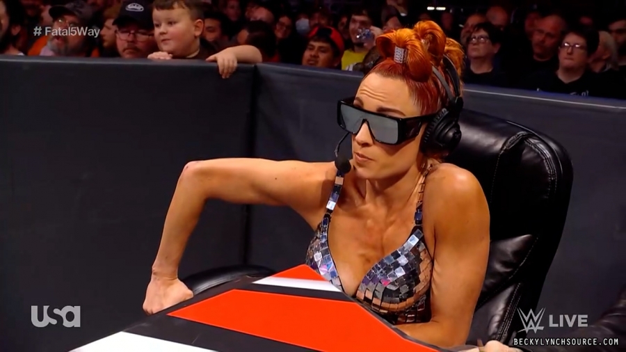 beckyraw20211108_00_18_42_15_Still463.jpg