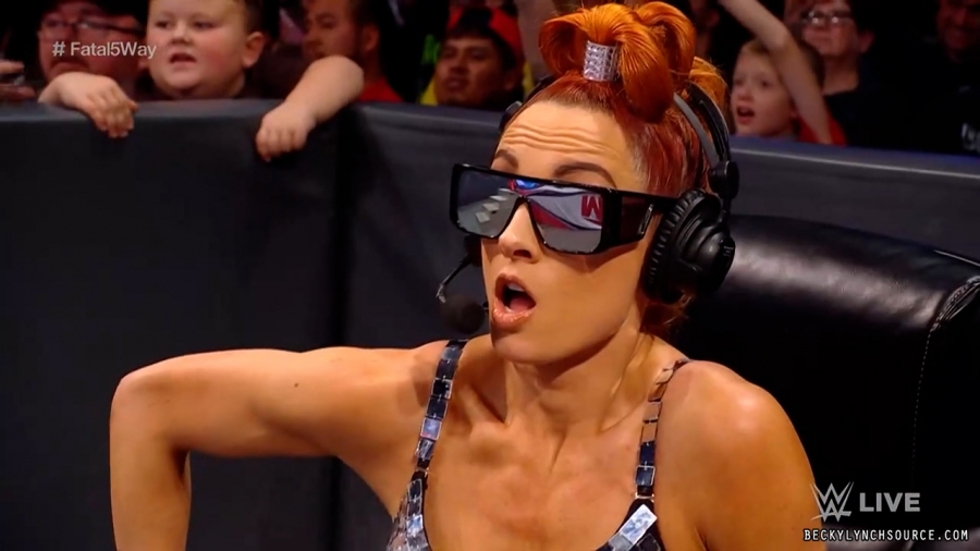 beckyraw20211108_00_19_17_15_Still474.jpg