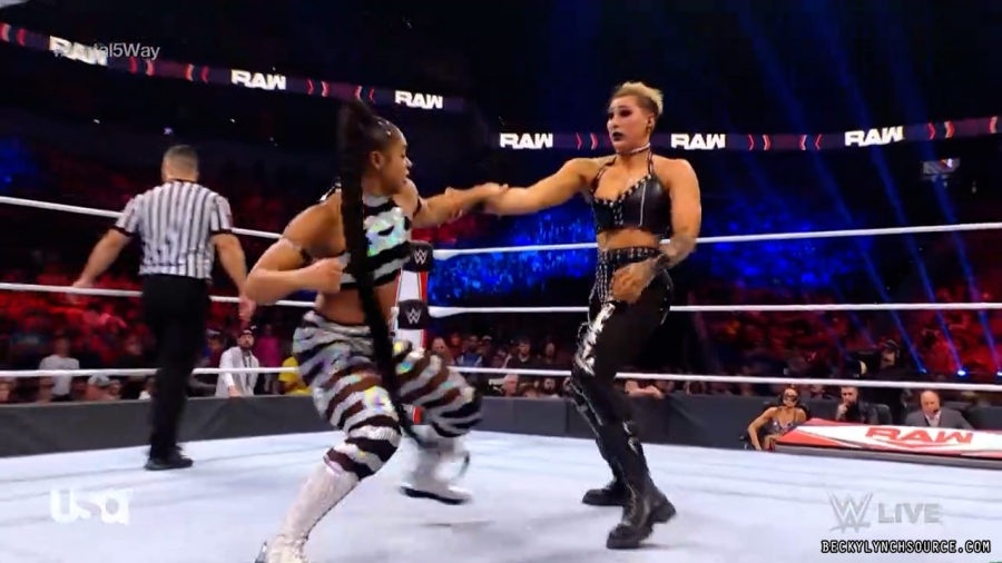beckyraw20211108_00_21_21_15_Still545.jpg